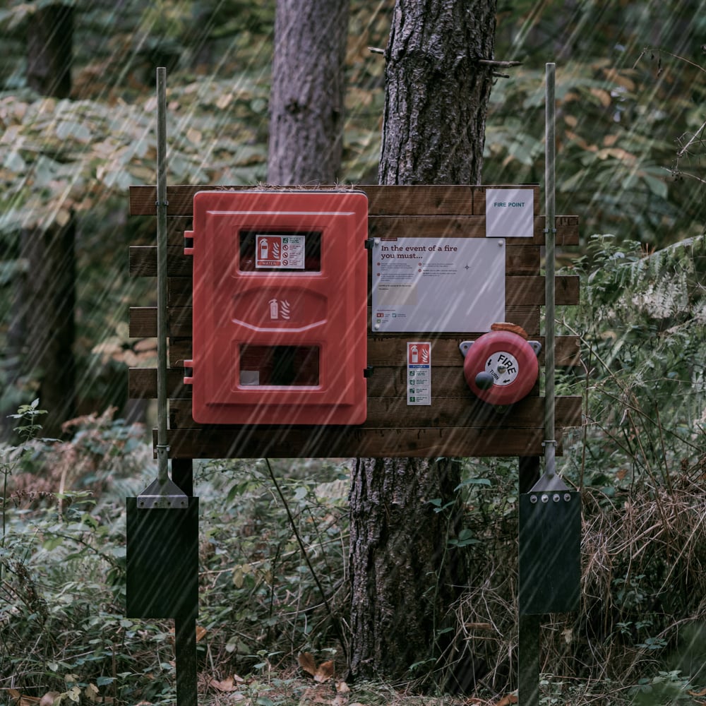 fire extinguisher cabinet outside