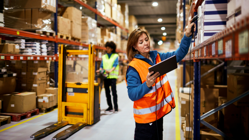 Fire extinguishers for warehouses