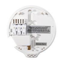 Interlink up to 12 FH/N450 heat alarms and FH/N250 smoke alarms in the same system