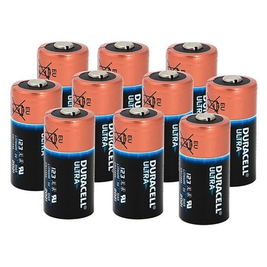 Group of Duracell Ultra batteries shown with zoll aed plus battery pack product context
