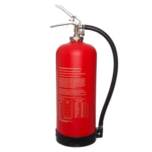 back of britannia p50 fluorine free a foam service free fire extinguisher showing label and hose
