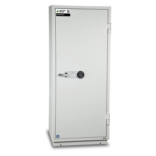 burton firebrand xl size 3 shown from the front with a closed door and a combination lock on the right side