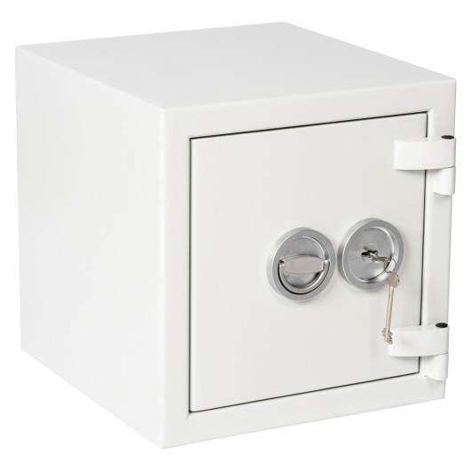 de raat drs prisma security safe key lock showing an angled view of the keys inserted in the lock