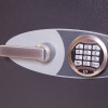 Close up of the electronic lock keypad and handle on the phoenix mercury hs2051 security safe