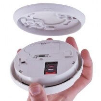 The Firetext SMS smoke alarm fitting to the base