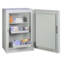 The safe is supplied with a shelf and two drawers