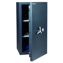 Chubbsafes DuoGuard 200 comes with two adjustable shelves