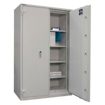 The Duplex 775 safe is supplied with four shelves