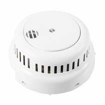 Optical smoke sensor suitable for living rooms, hallways and landings