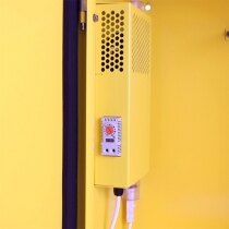 Defibrillator cabinet heating system