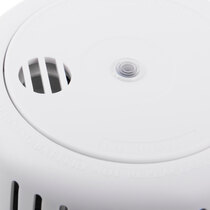 Large test and silence button covers almost the whole face of the alarm for easy maintenance