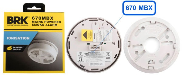 BRK 670MBX mains-powered smoke alarm with box and twist-fit base plate